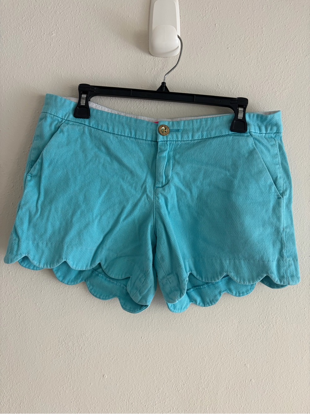 Lilly Pulitzer Scallop Hem Shorts - Aqua Blue